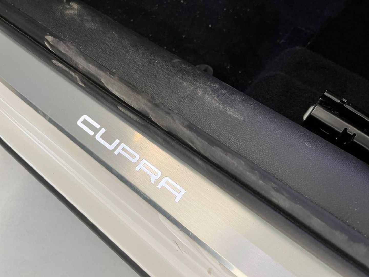 Cupra Formentor 1.4 e-Hybrid -