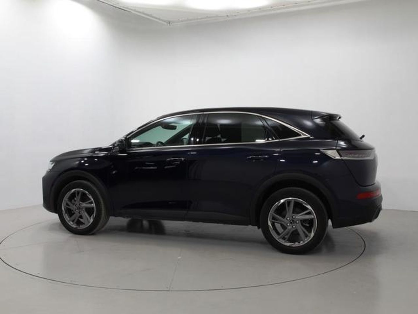 DS DS7 Crossback BlueHDi 130 DE Bastille + AT 96 kW (130 CV)