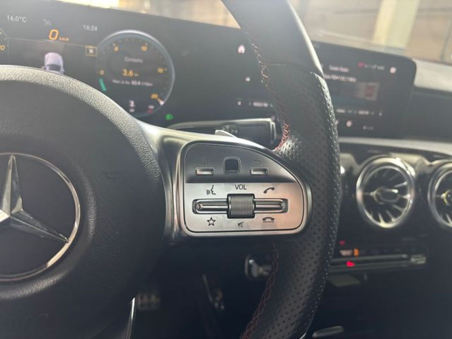 Mercedes-Benz Clase A 200 120 kW (163 CV)