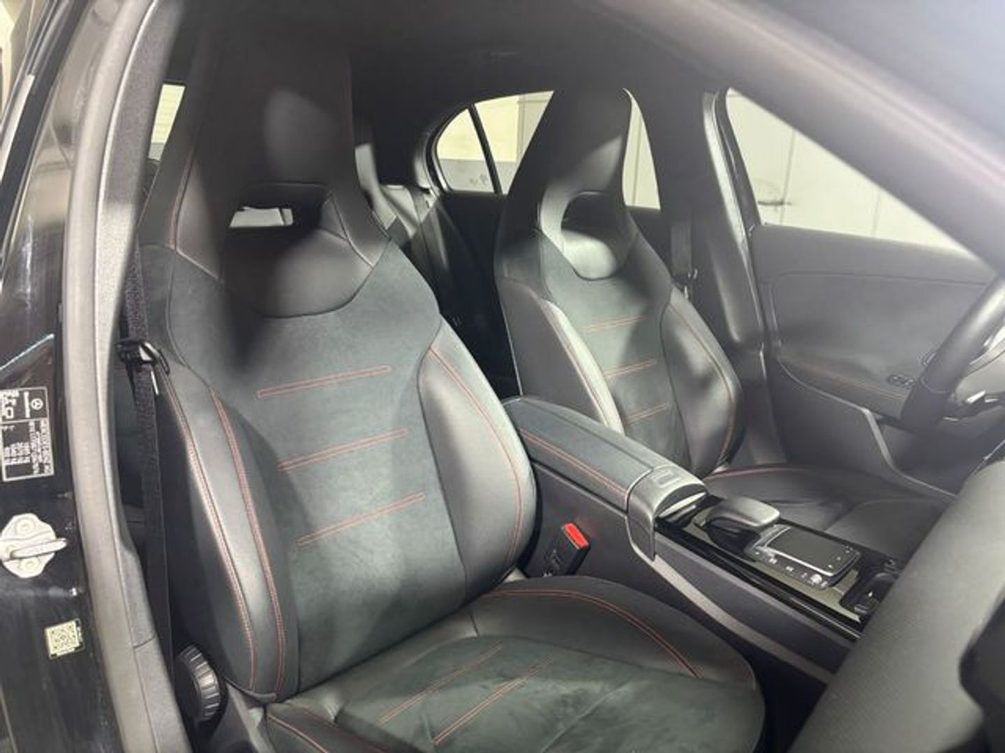 Mercedes-Benz Clase A 200 120 kW (163 CV)