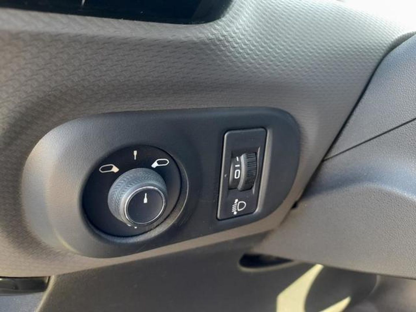 Citroen C4 Cactus PureTech 110 C-Series