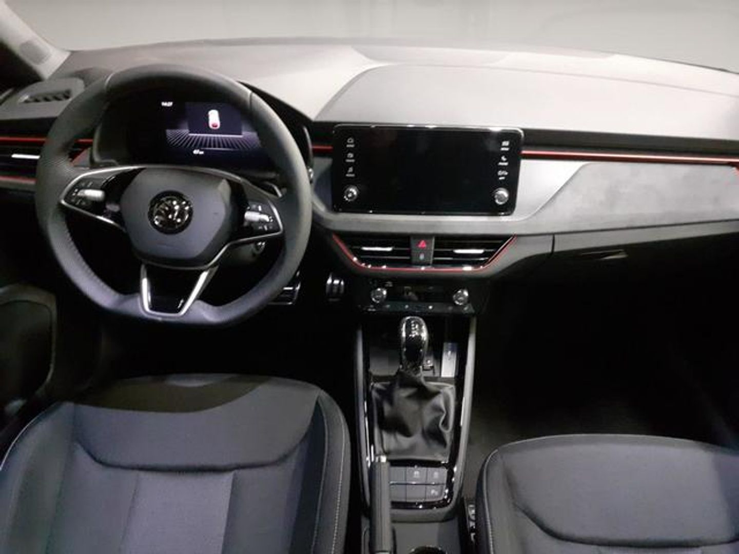 Skoda Kamiq 1.0 TSI Design DSG 85 kW (115 CV)