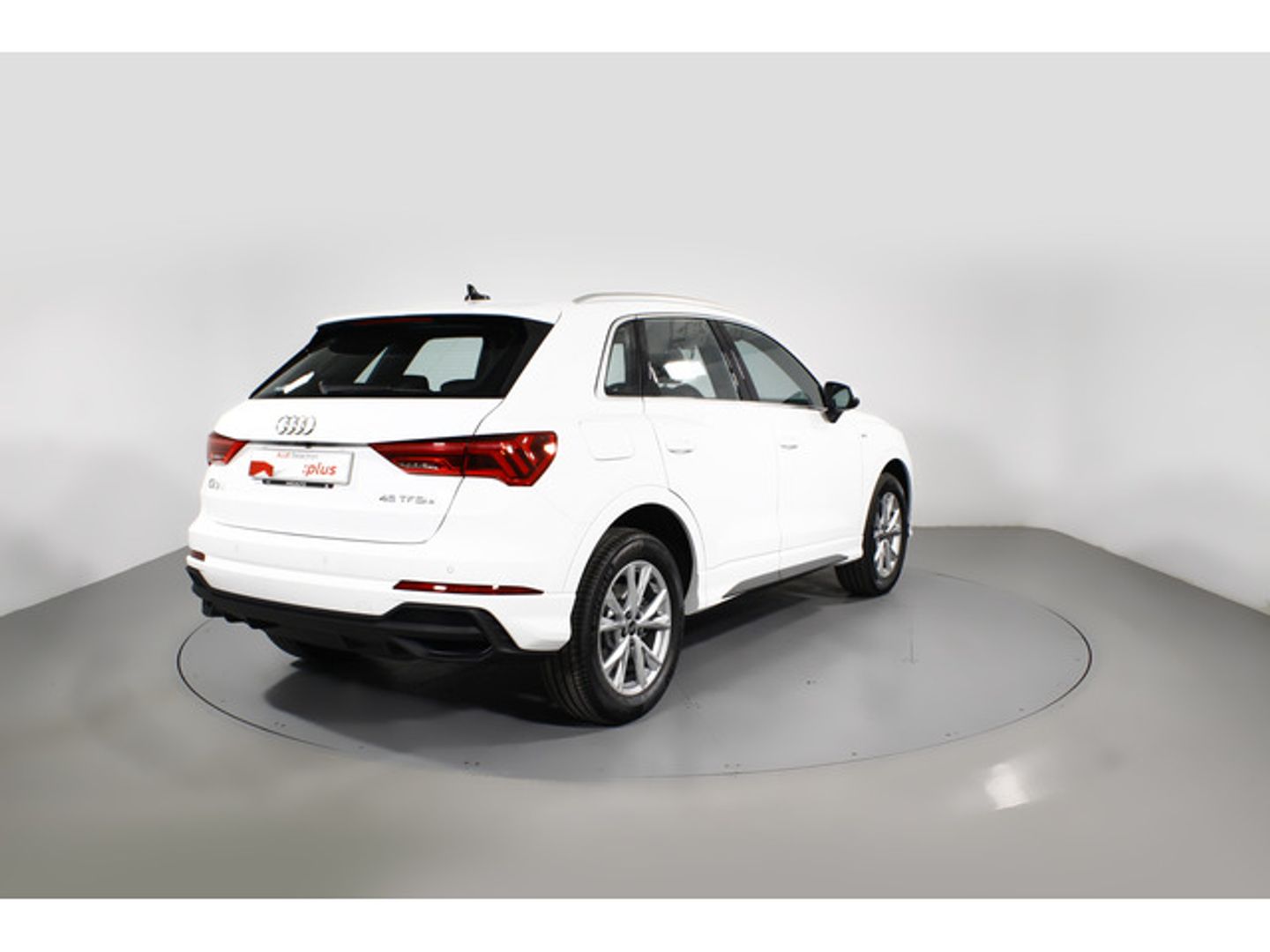 Audi Q3 TFSIe S line 45 TFSI e 180 kW (245 CV) S tronic