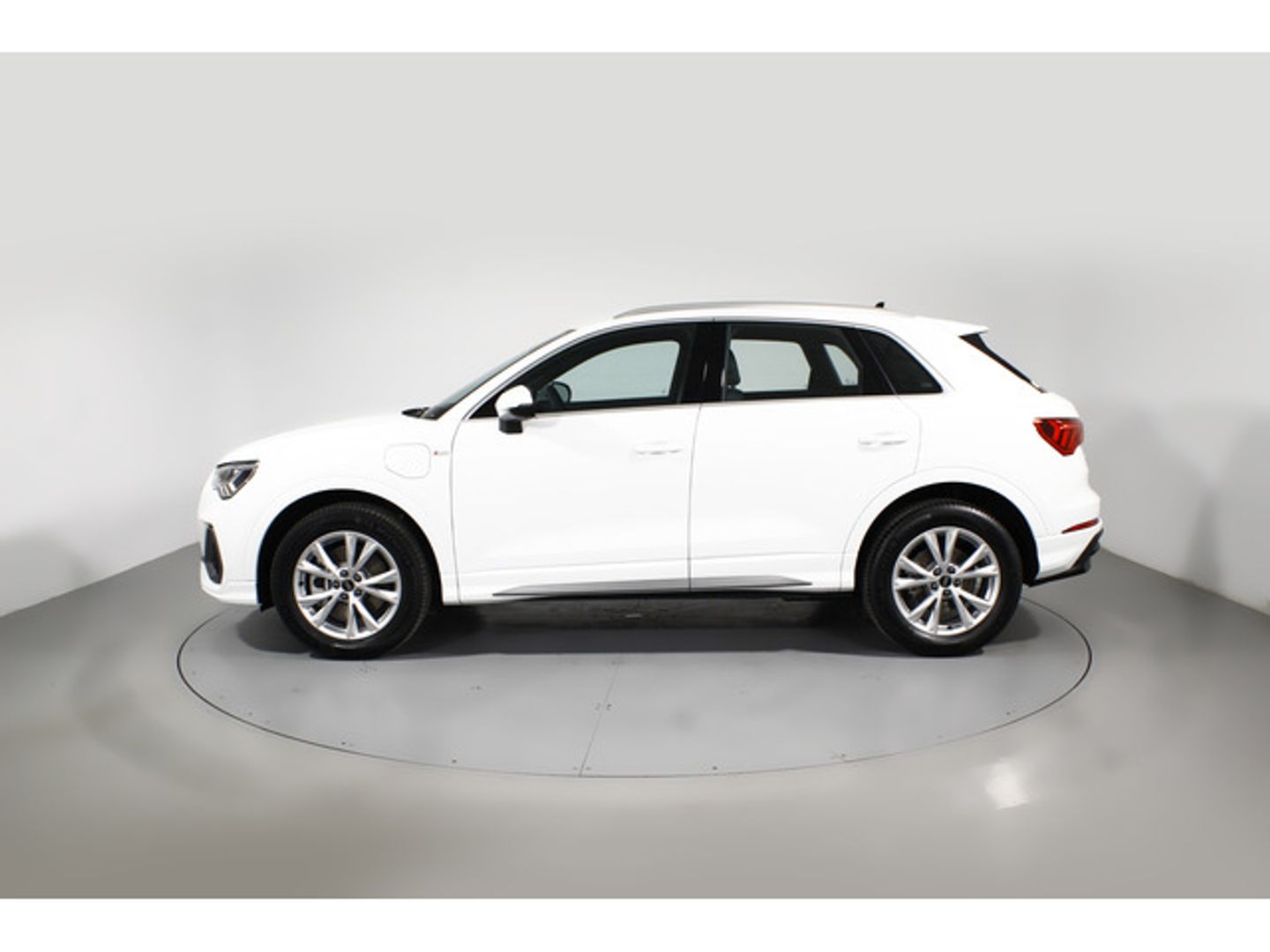 Audi Q3 TFSIe 45 TFSI e S line