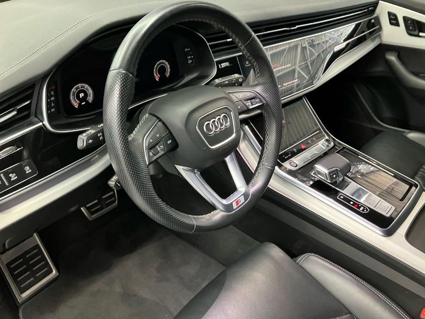 Audi Q8 45 TDI Black line plus