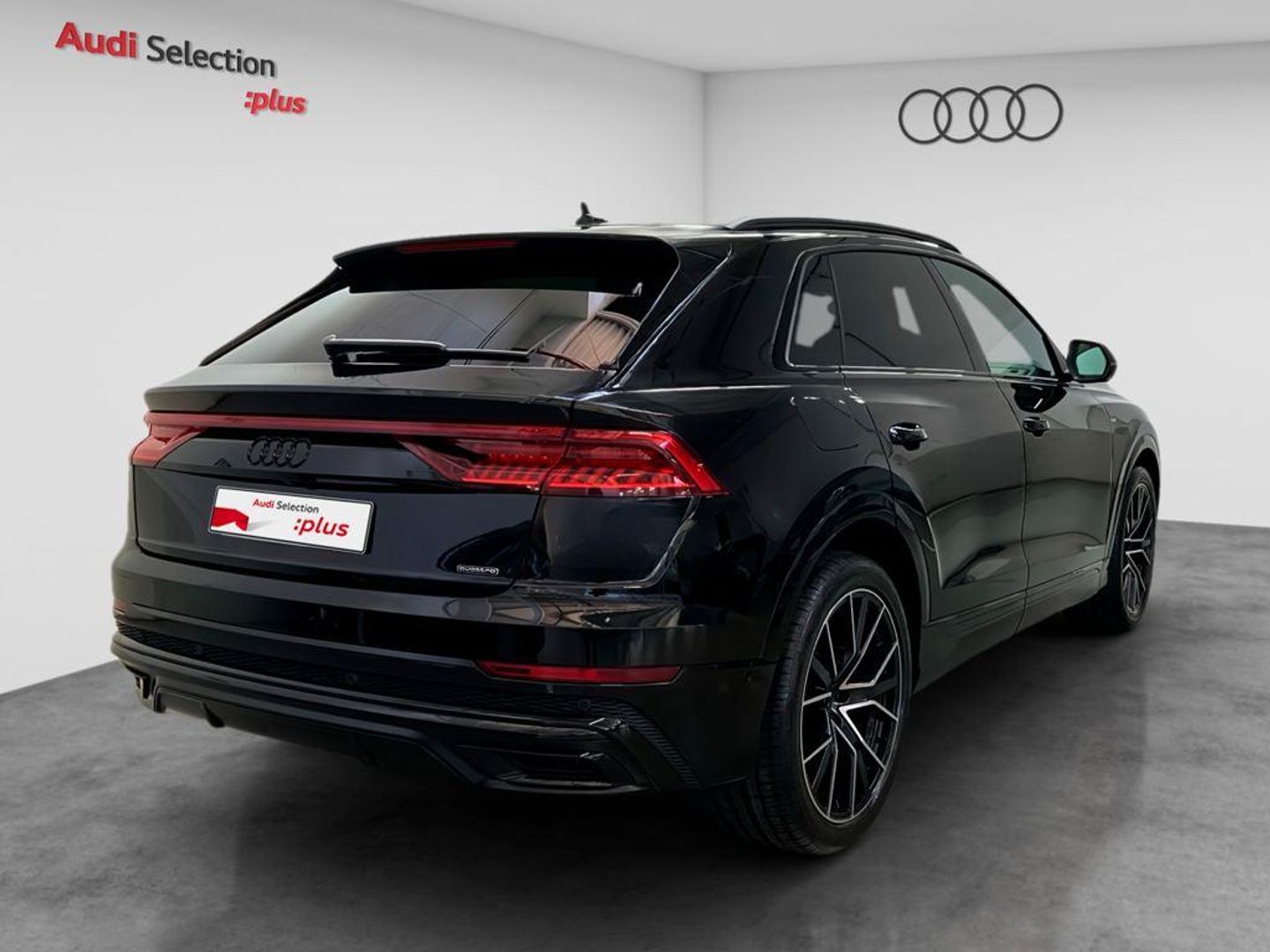 Audi Q8 45 TDI Black line plus