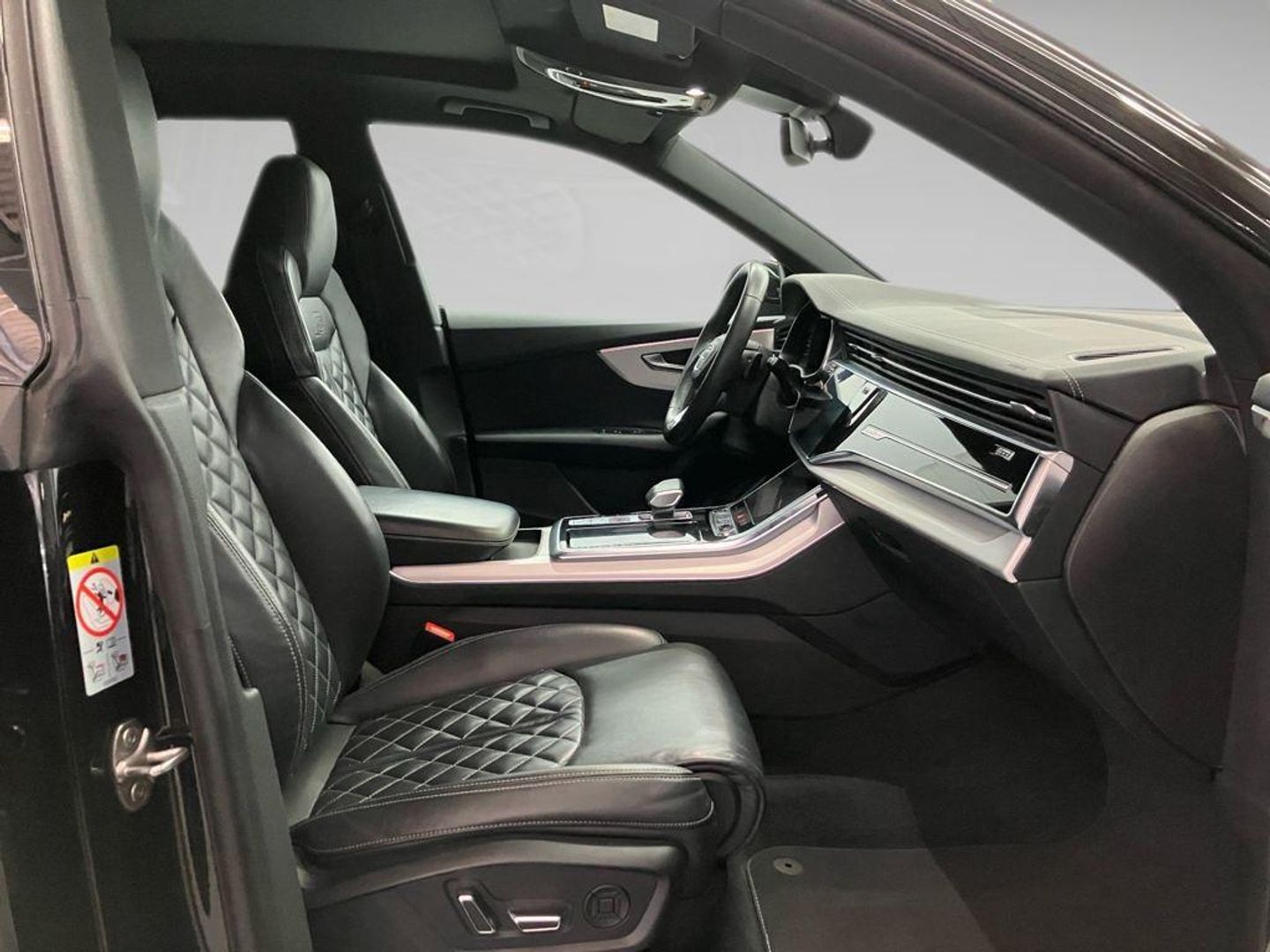 Audi Q8 45 TDI Black line plus