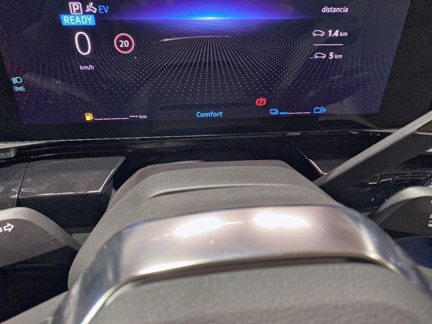 Renault Espace E-Tech 200 Iconic