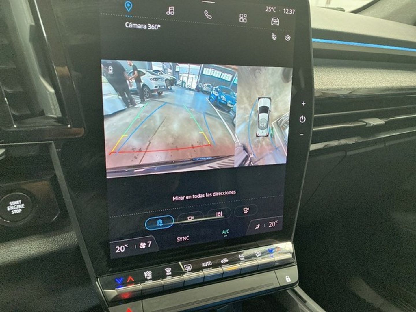 Renault Espace E-Tech 200 Techno