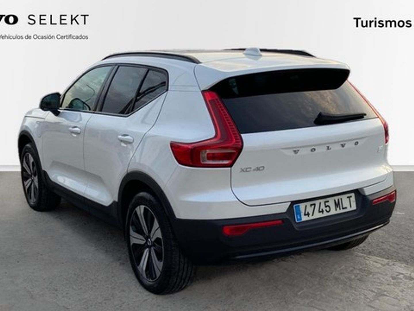 Volvo XC40 T4 Recharge Plus Dark