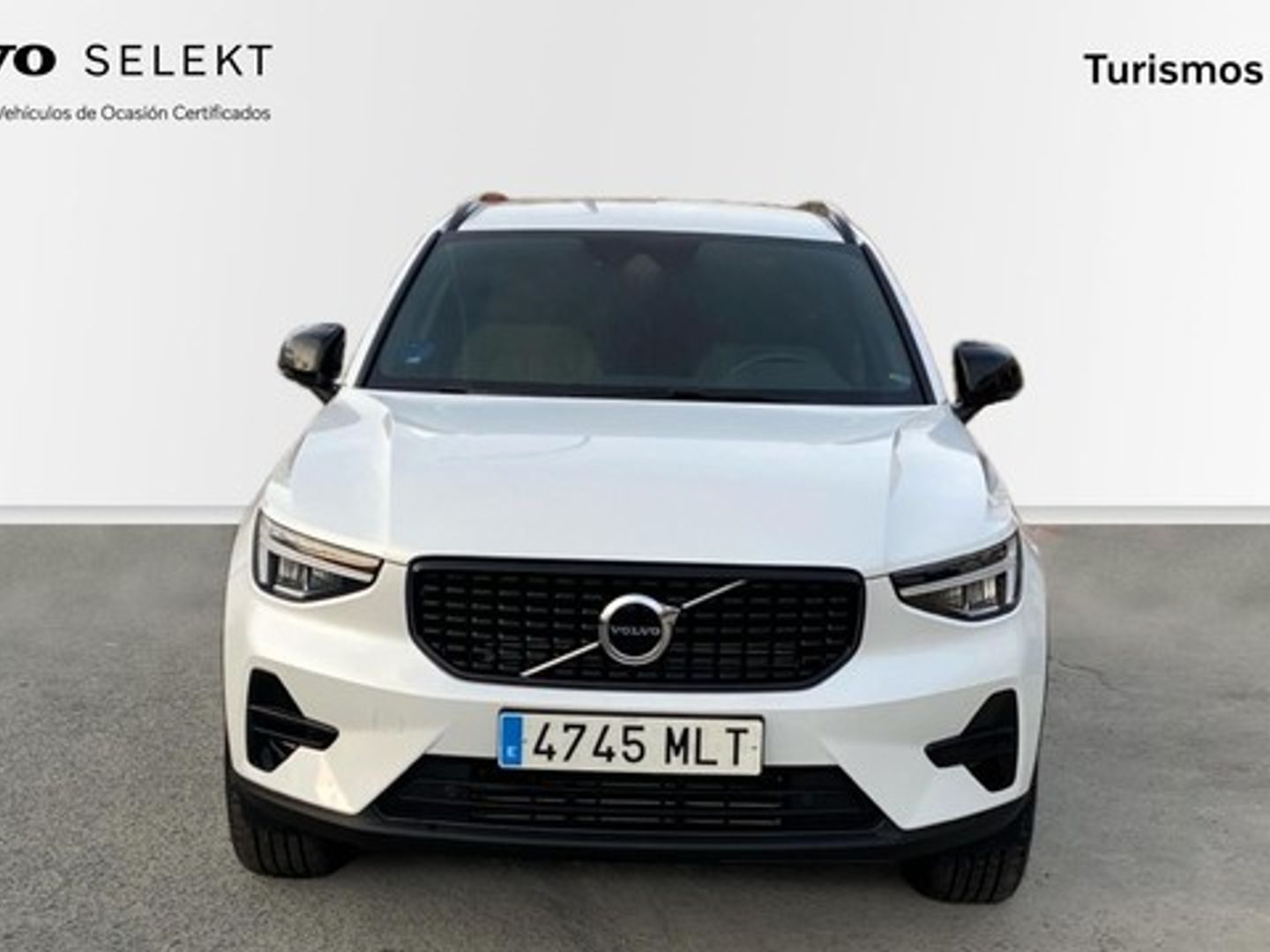 Volvo XC40 T4 Recharge Plus Dark