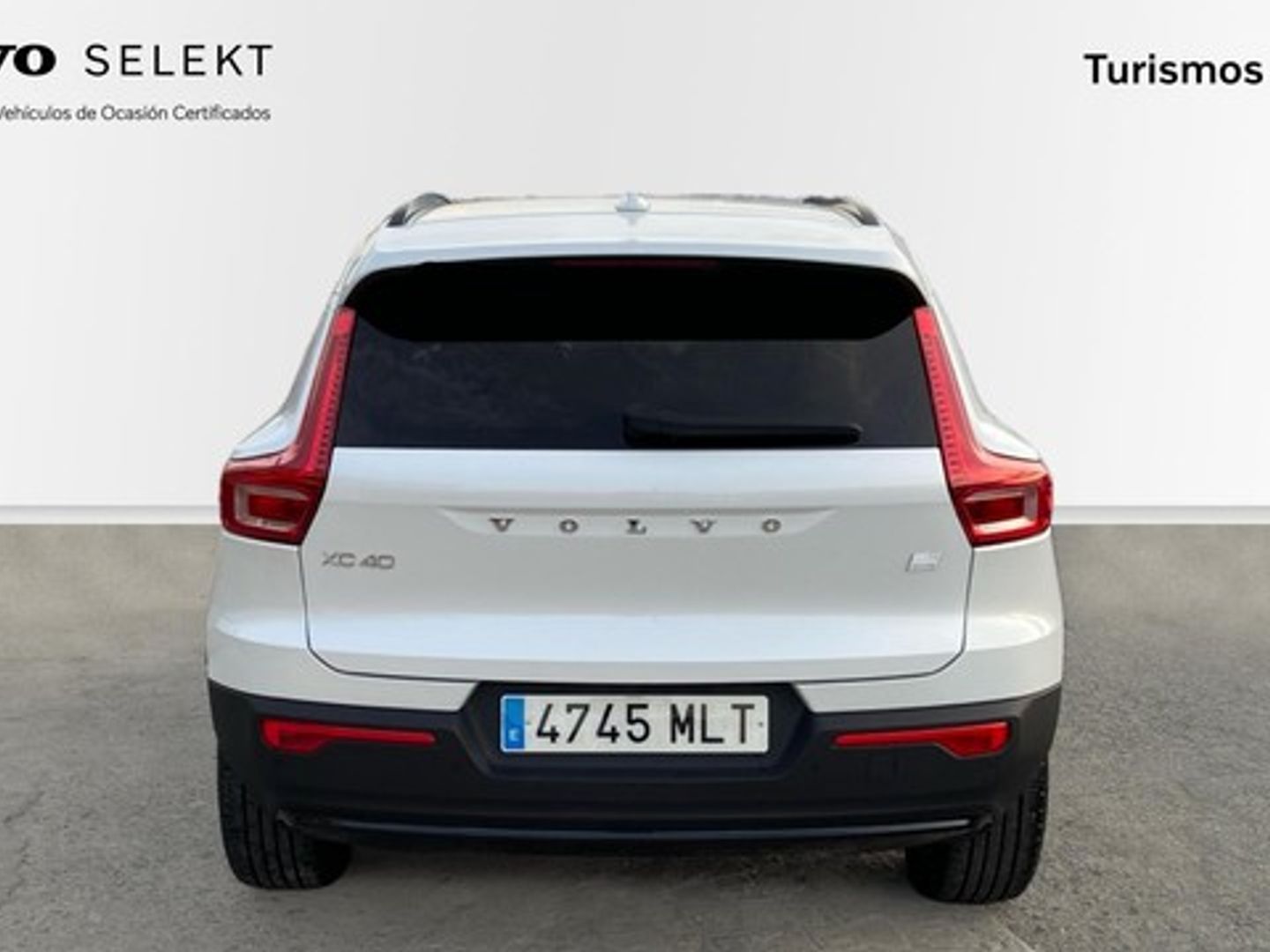 Volvo XC40 T4 Recharge Plus Dark