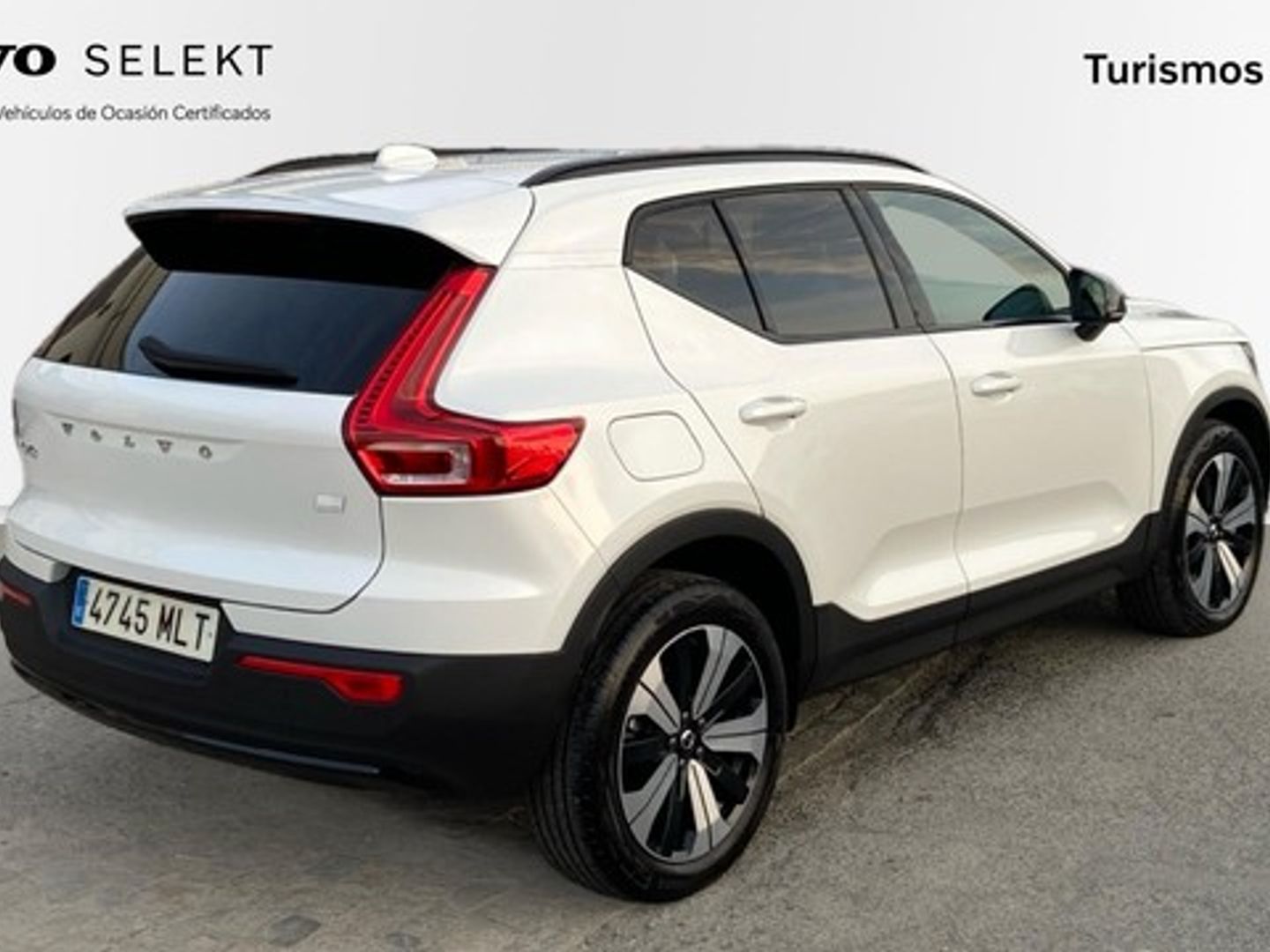 Volvo XC40 T4 Recharge Plus Dark