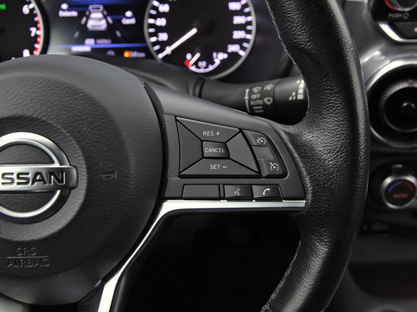 Nissan Juke DIG-T N-Connecta