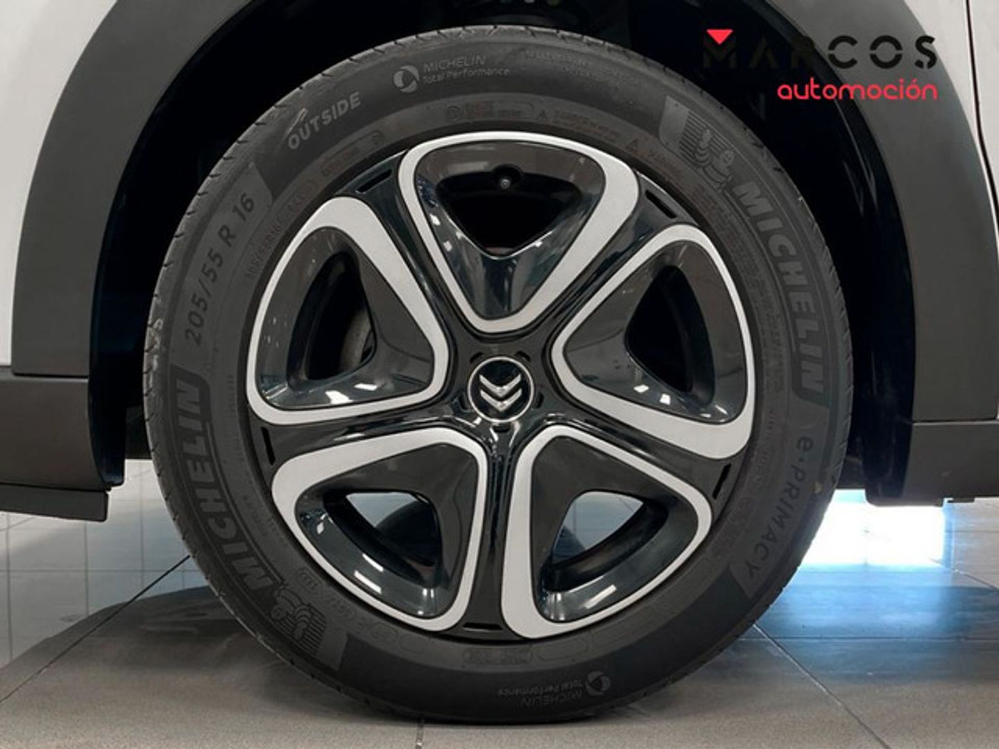 Citroen C3 PureTech 83