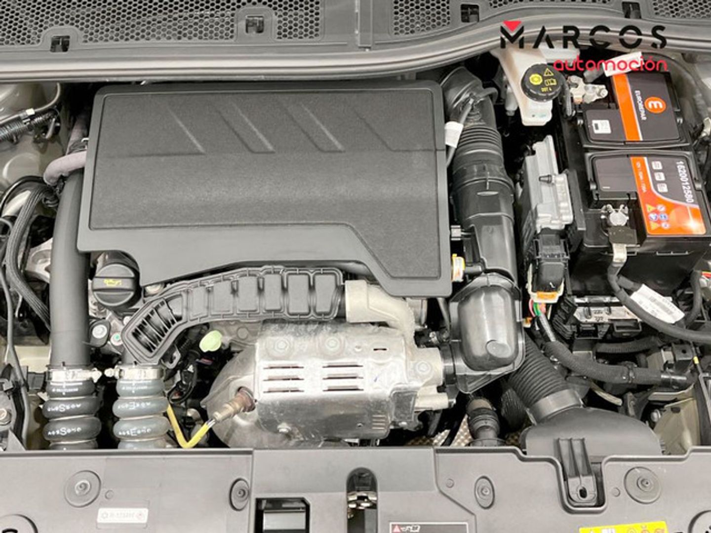 Peugeot 208 PureTech 100