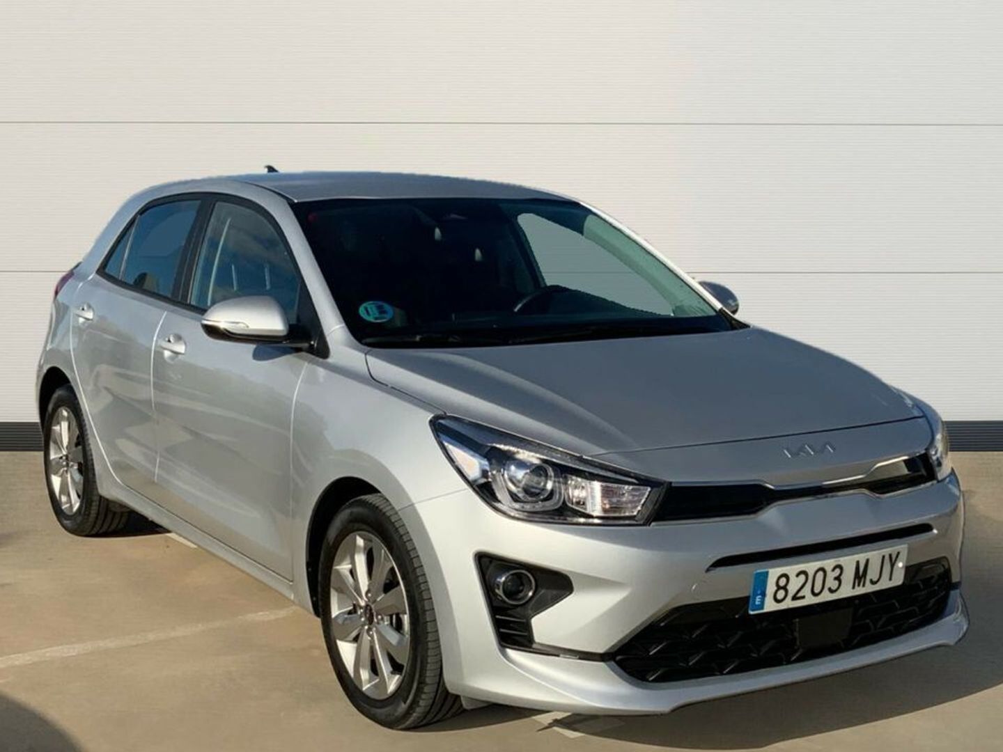 Kia Rio 1.0 T-GDi MHEV iMT Drive 74 kW (100 CV) Gris Plata Compact