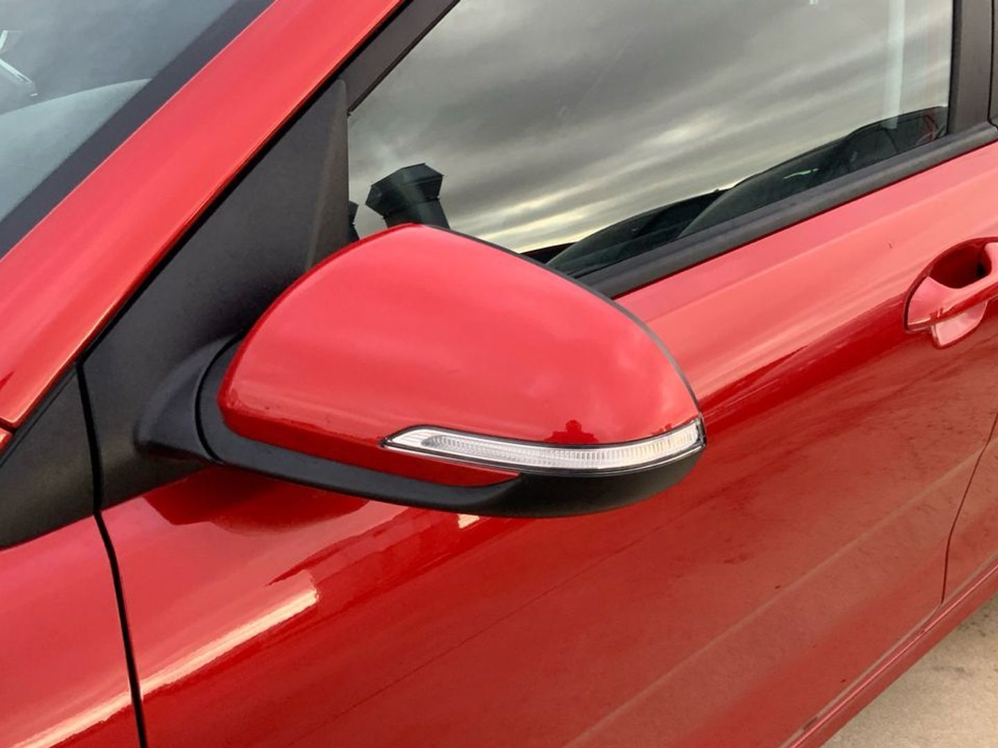 Kia Rio 1.0 T-GDi MHEV iMT Drive 74 kW (100 CV)