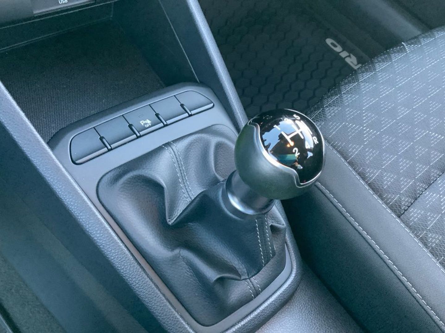 Kia Rio 1.2 DPi Concept 62 kW (84 CV)