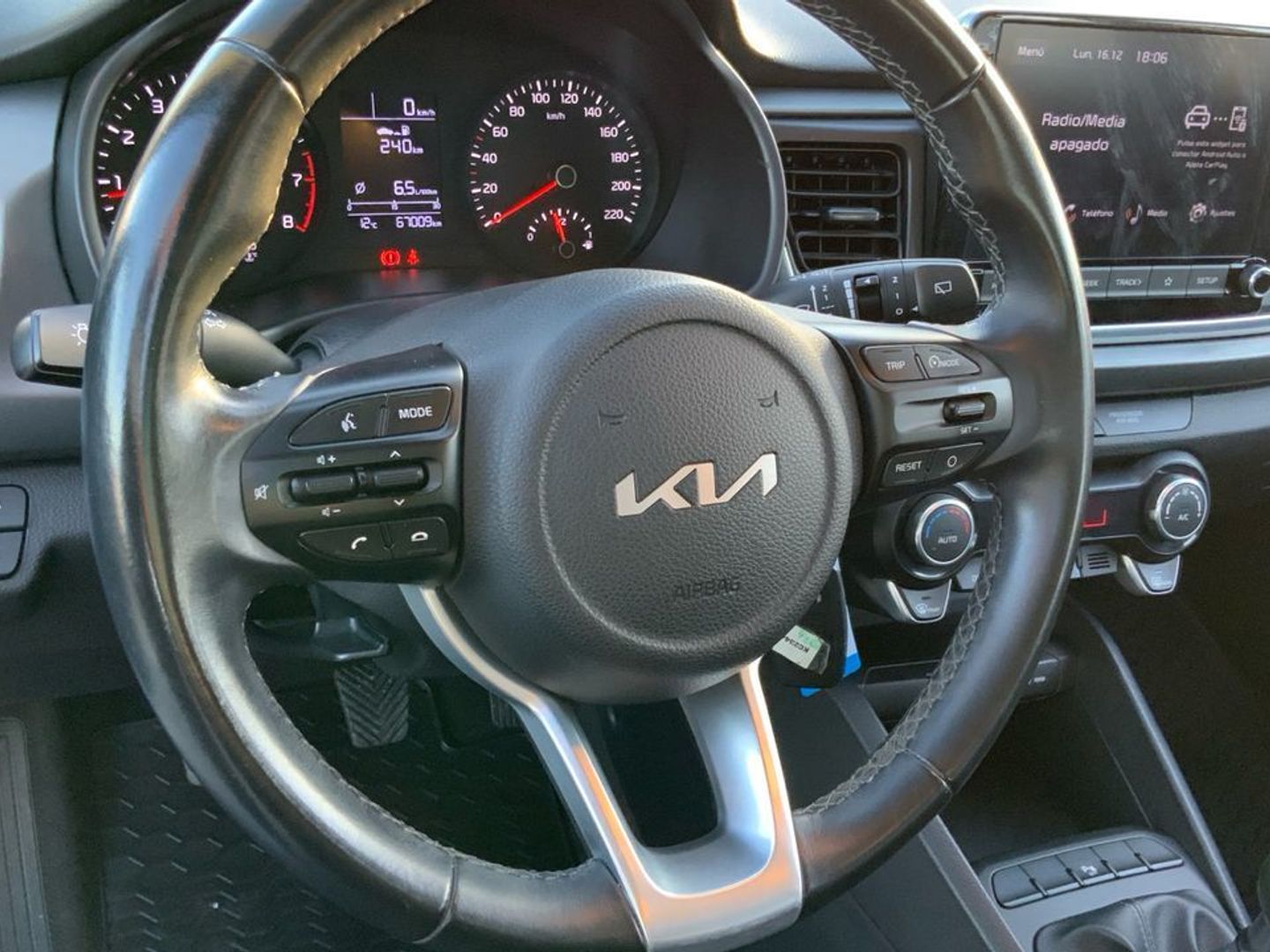 Kia Rio 1.2 DPi Concept 62 kW (84 CV)
