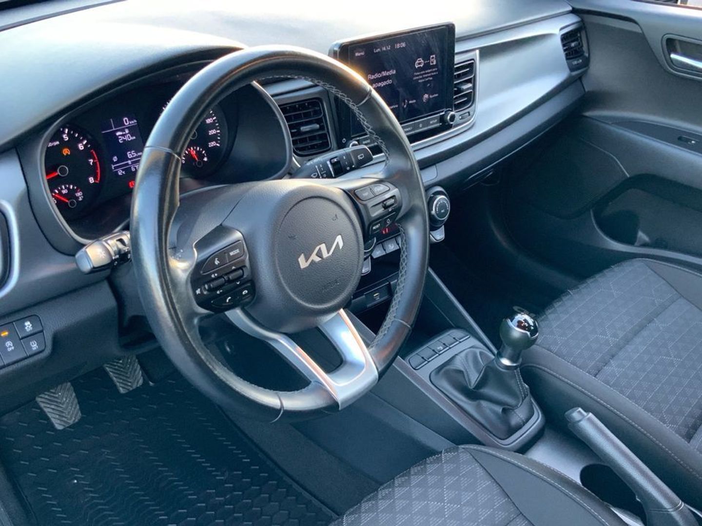 Kia Rio 1.2 DPi Concept 62 kW (84 CV)