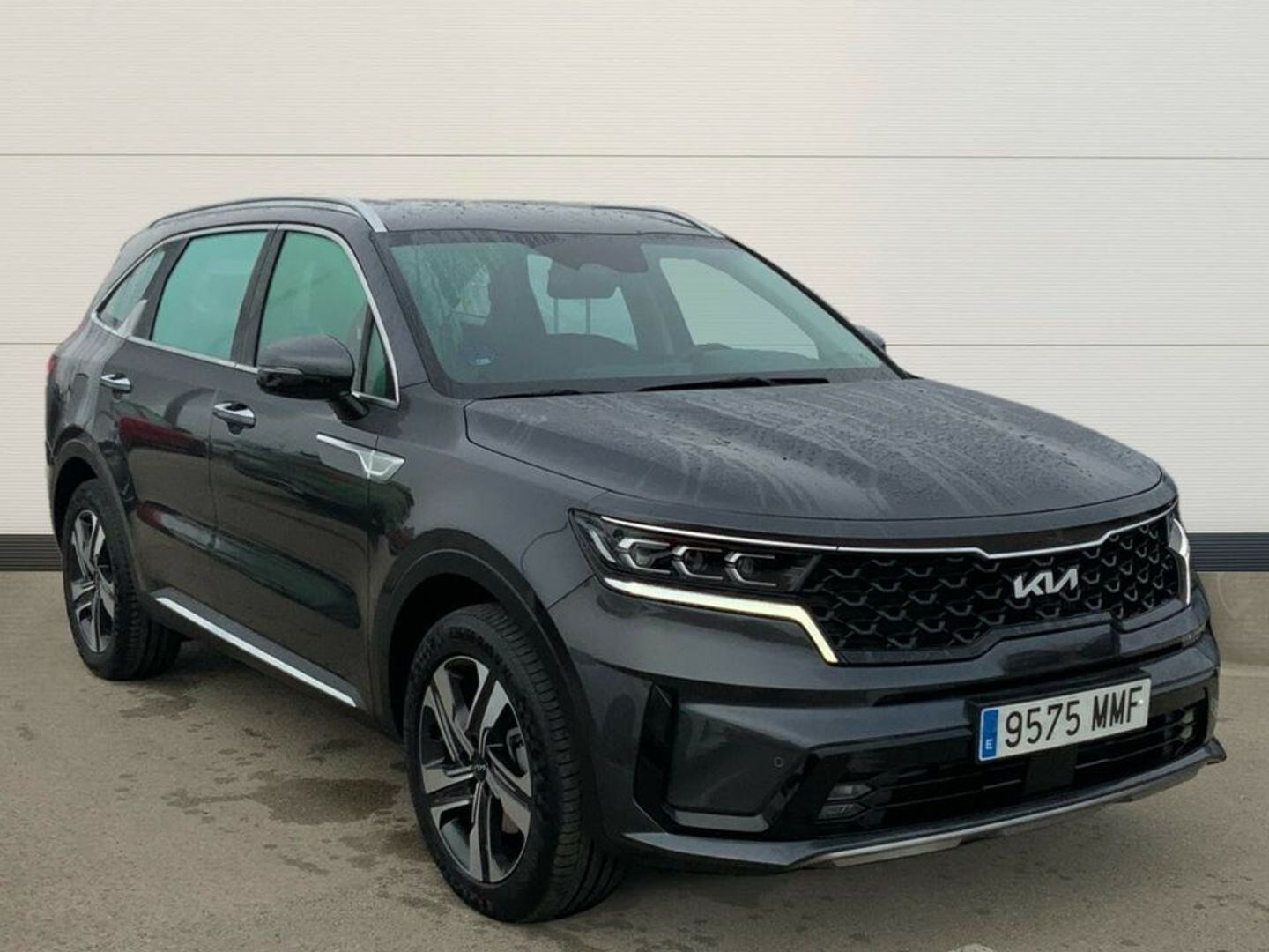 Kia Sorento 1.6 T-GDi PHEV Gris All Terrain / Pick-up