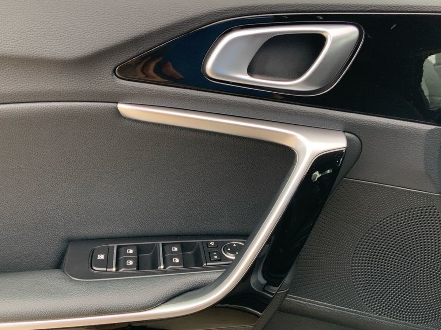 Kia XCeed 1.6 GDi PHEV eTech 104 kW (141 CV)
