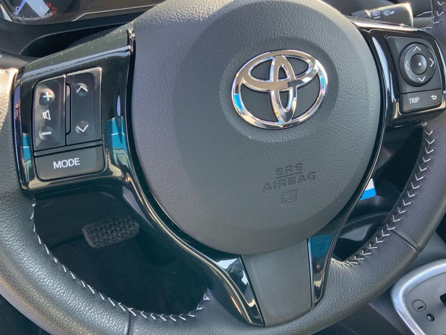Toyota Yaris 1.5 100H Active 74 kW (100 CV)