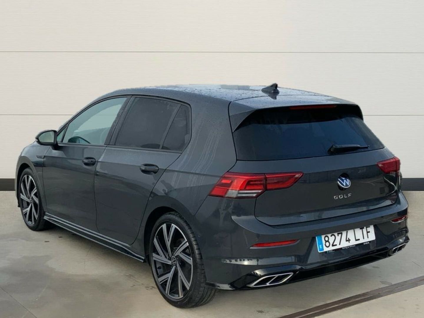 Volkswagen Golf 1.5 TSI R-Line