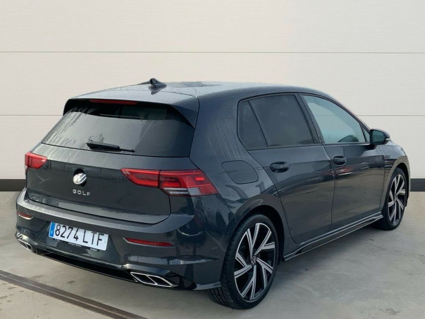 Volkswagen Golf 1.5 TSI R-Line