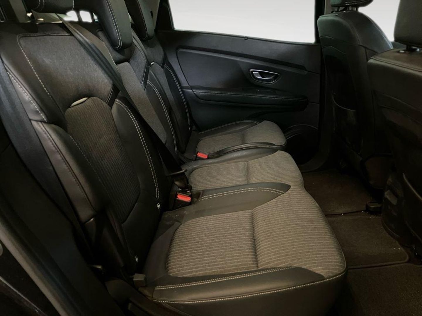 Renault Grand Scenic TCe 140 Zen