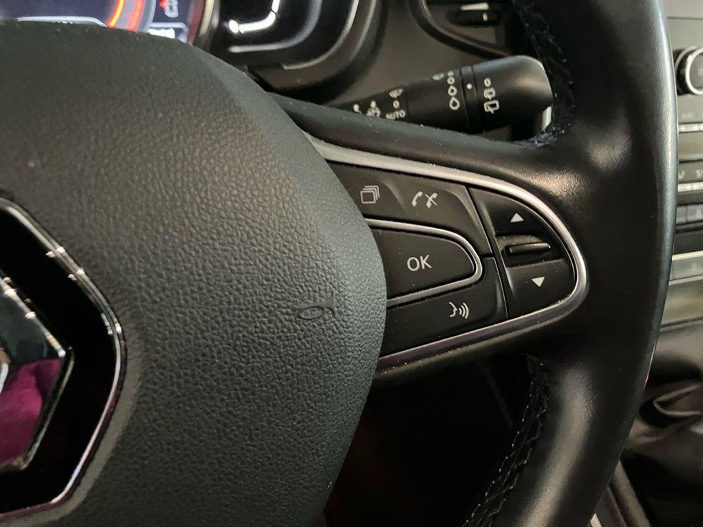 Renault Grand Scenic TCe 140 Zen