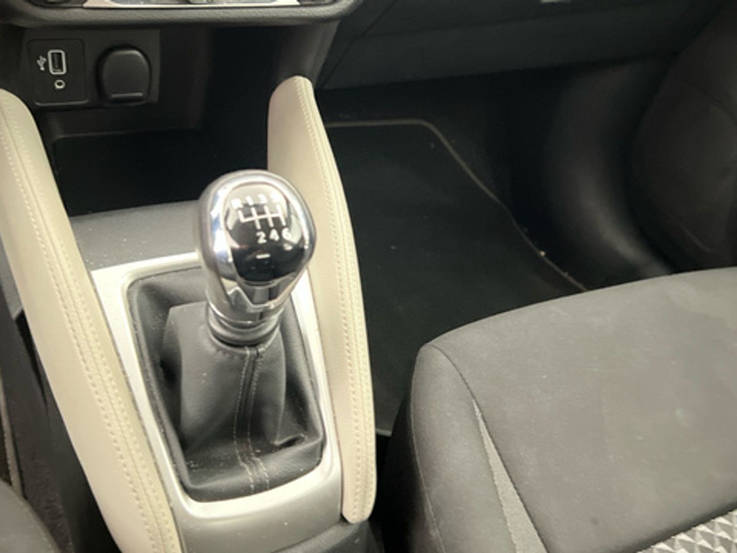 Nissan Micra DIG-T 117 N-Connecta 86 kW (117 CV)