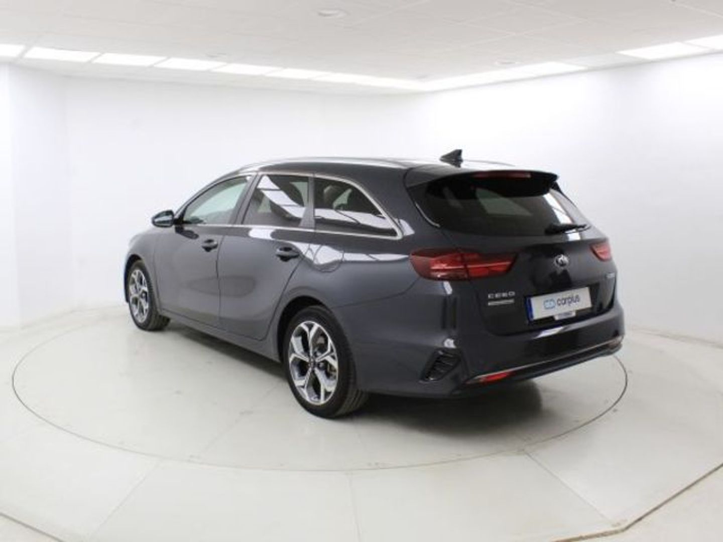 Kia Ceed Tourer 1.6 MHEV eMotion DCT 100 kW (136 CV)