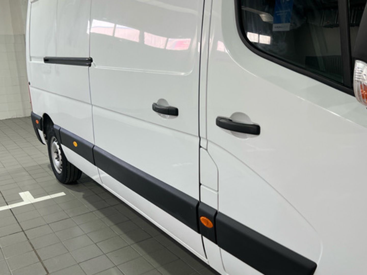 Renault Master Furgon L3H2 3500 Energy Blue dCi 110 kW (150 CV)