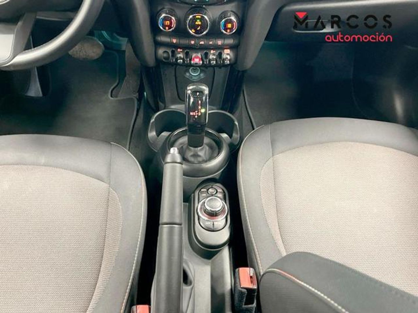 MINI MINI 5 Puertas Cooper 100 kW (136 CV)