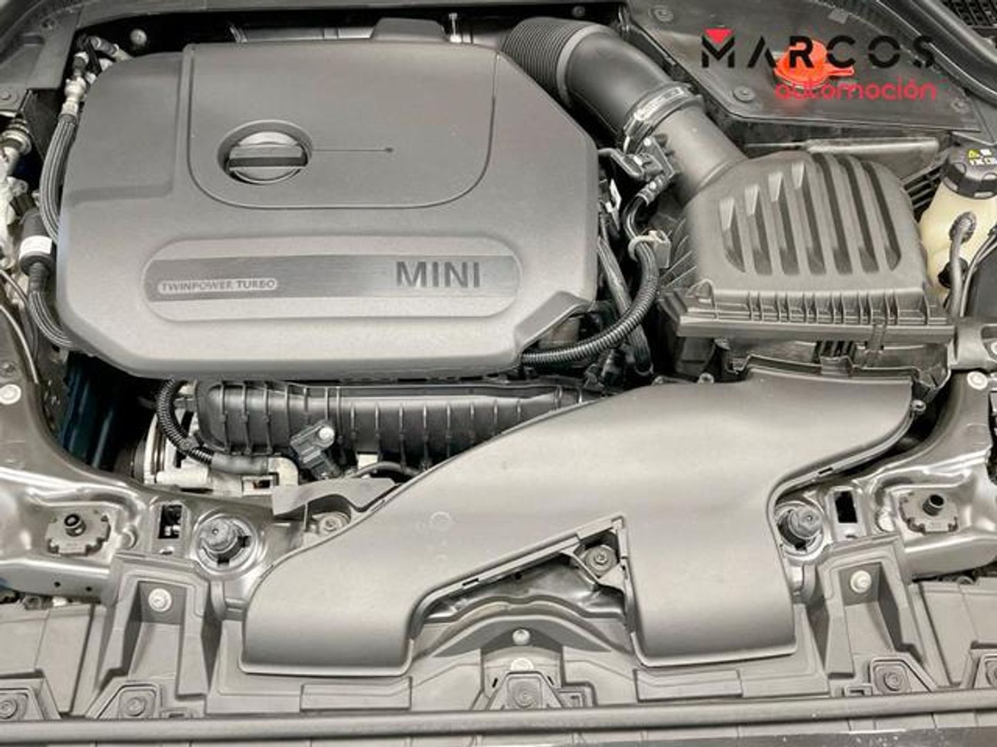 MINI MINI 5 Puertas Cooper 100 kW (136 CV)