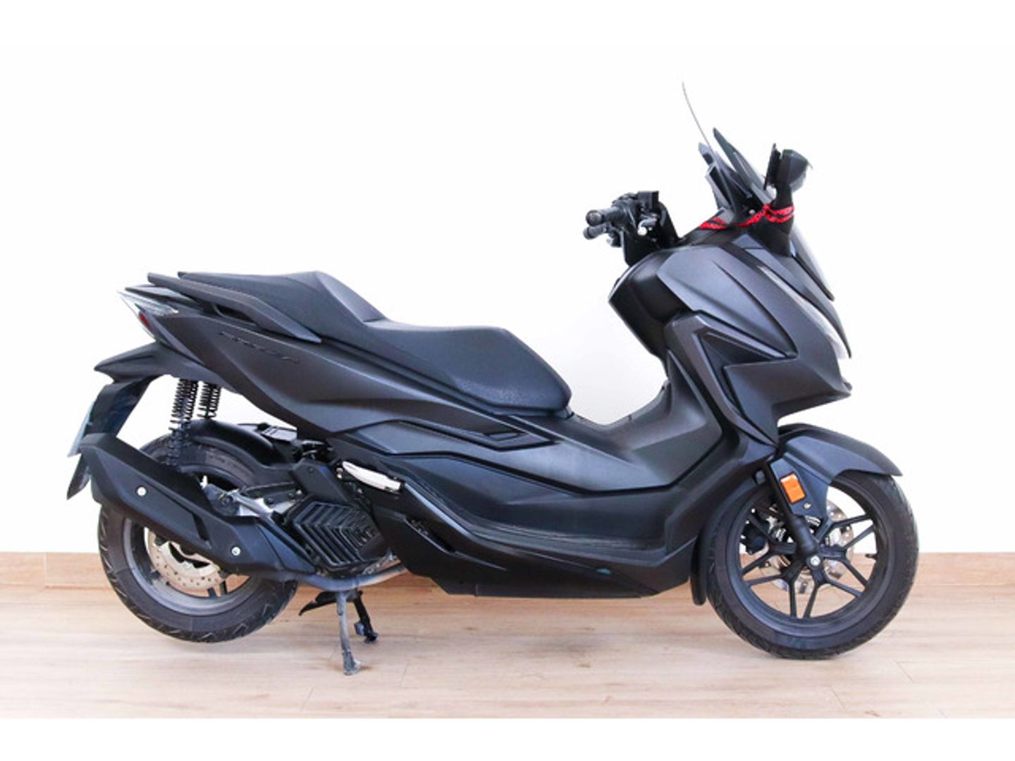 Honda Forza 125 SPECIAL EDITION Negro Motorcycle