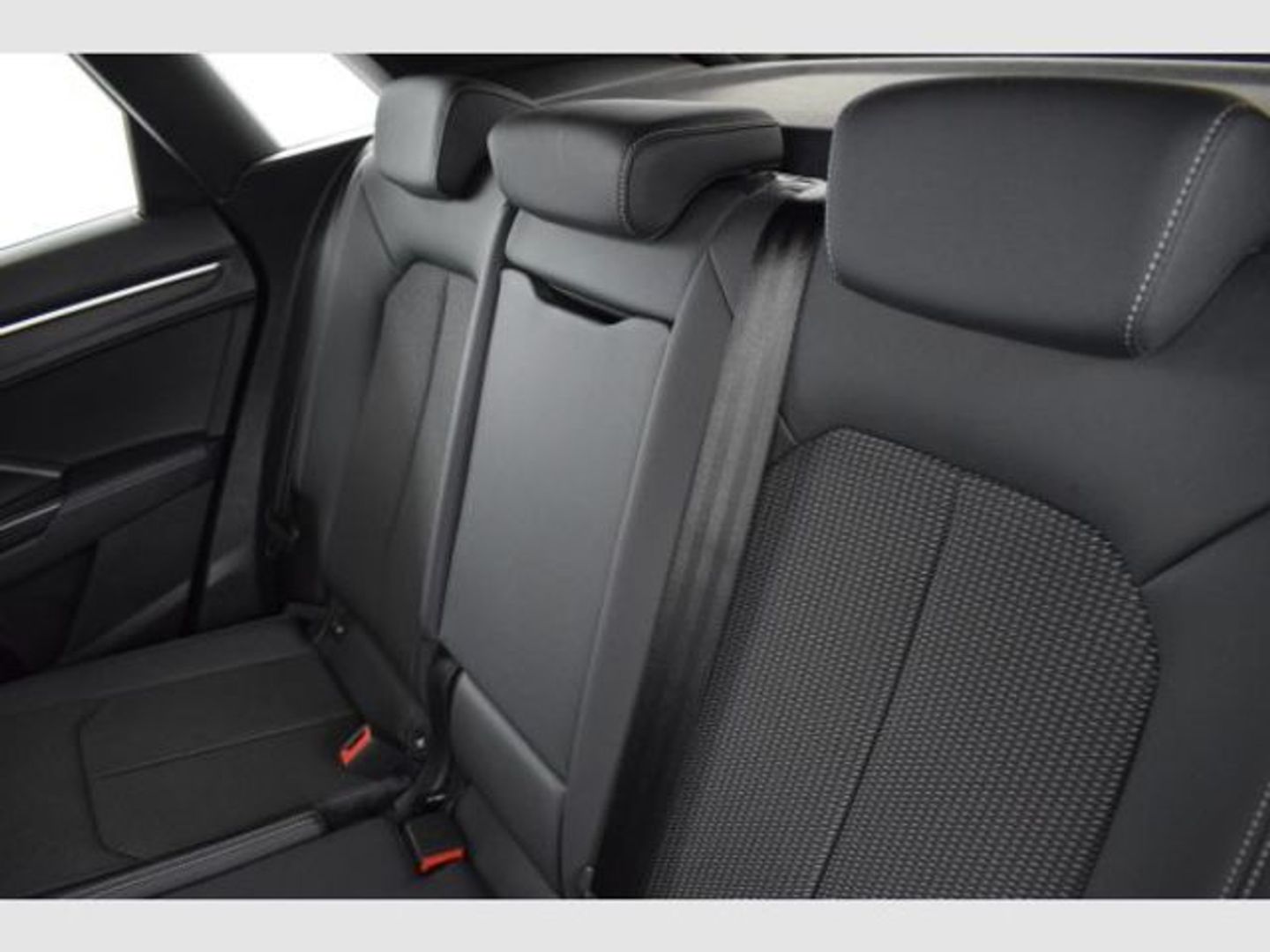 Audi Q3 S line 35 TDI 110 kW (150 CV)