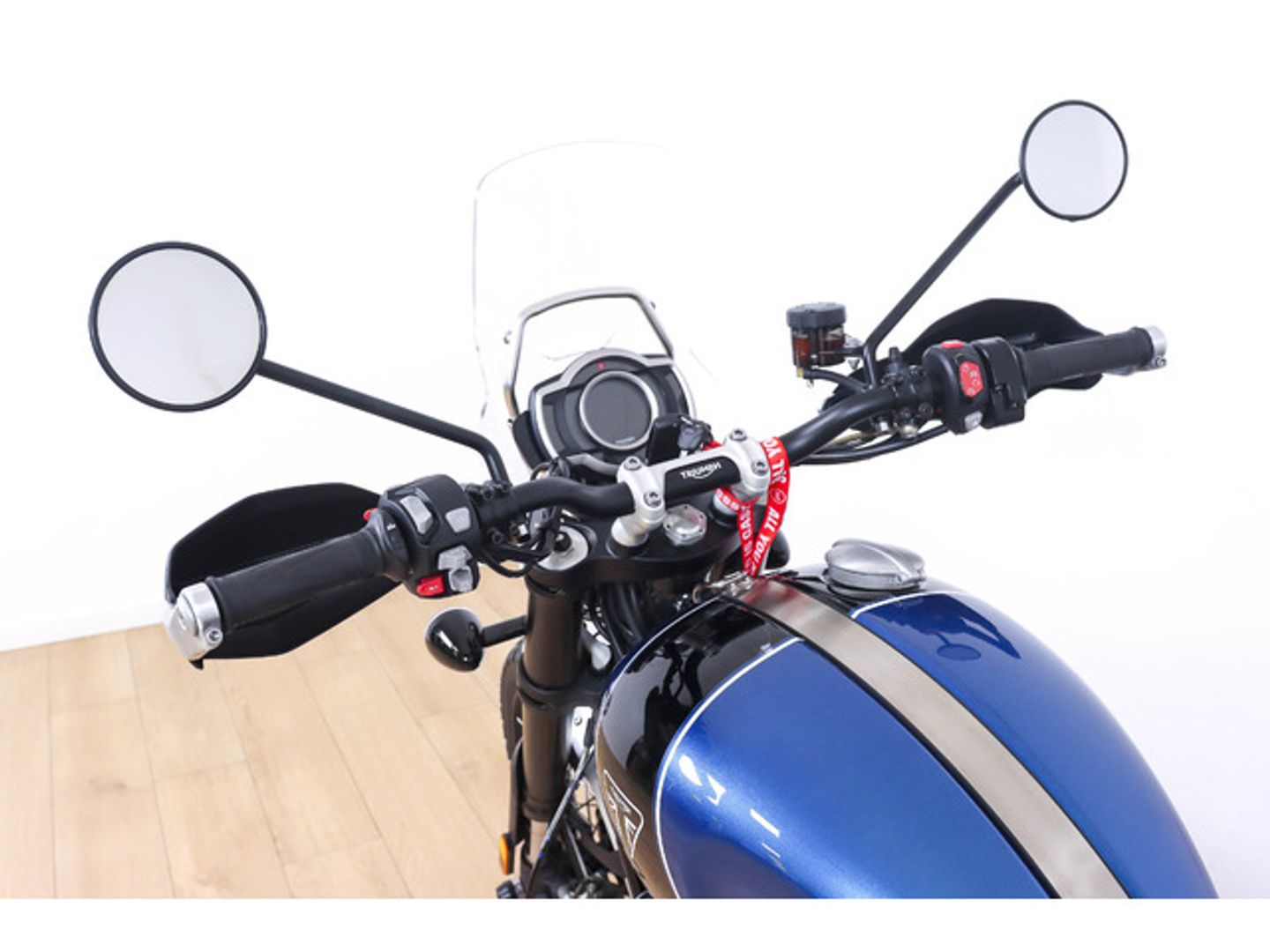 Triumph Scrambler 1200 XC Azul Motorcycle