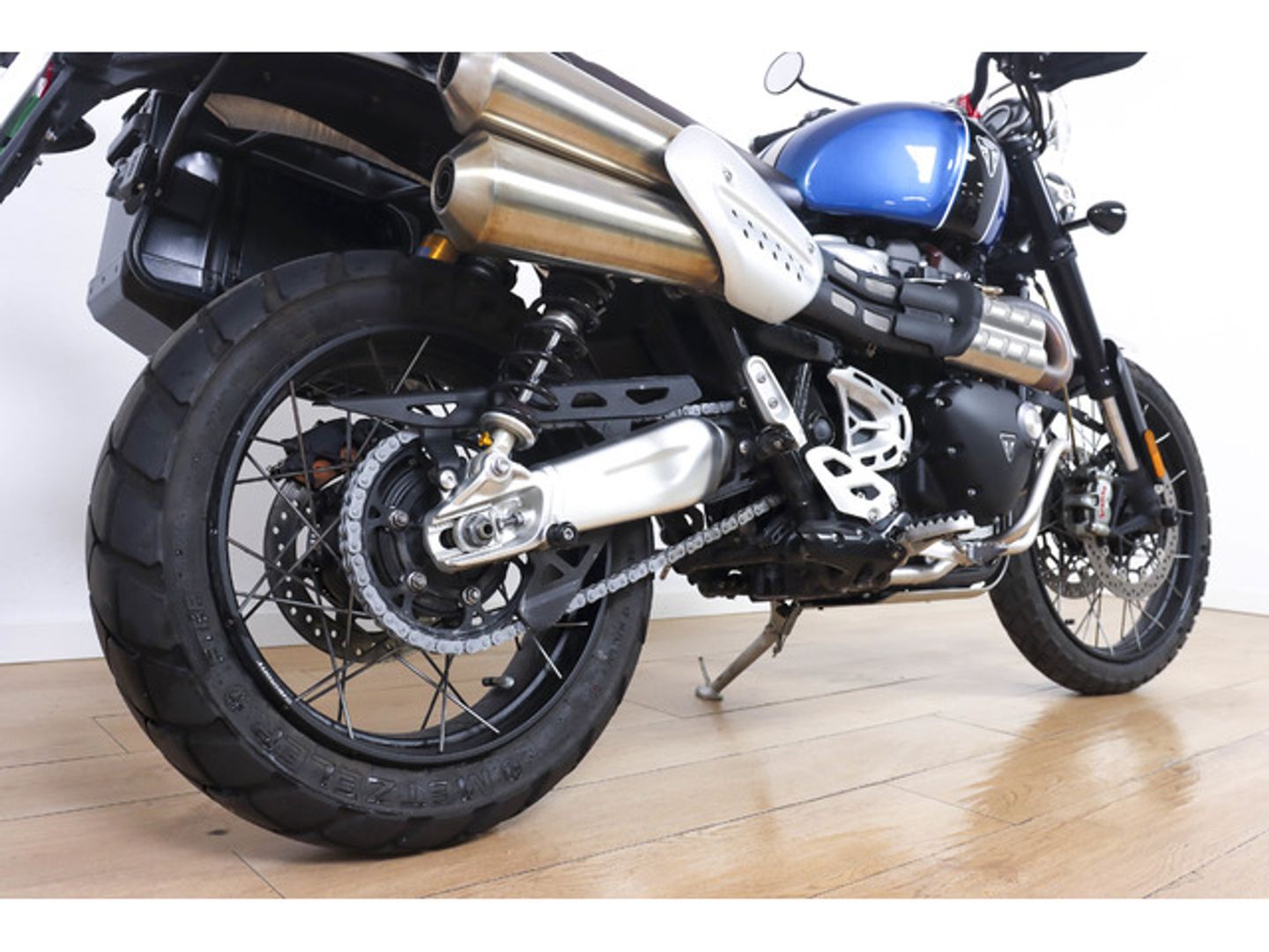 Triumph Scrambler 1200 XC Azul Motorcycle