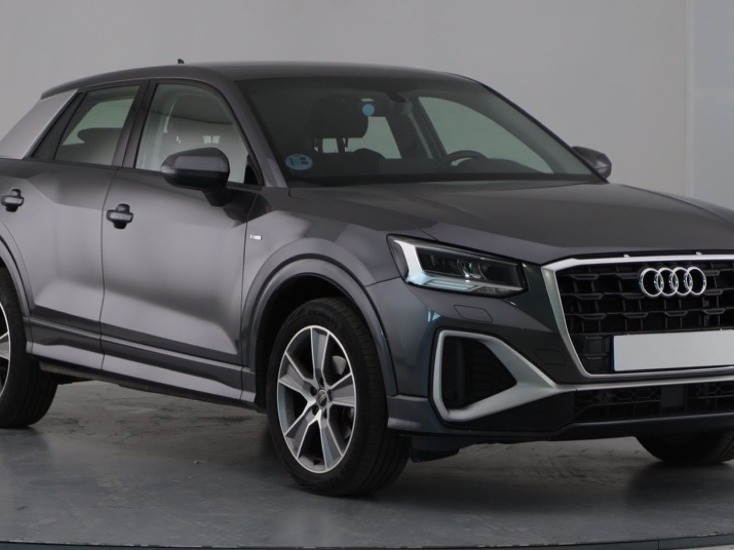 Audi Q2 30 TFSI S line Gris SUV