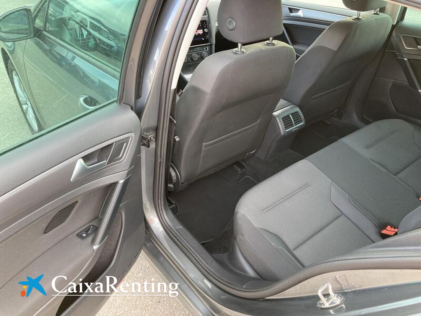 Volkswagen Golf 1.0 TSI Advance