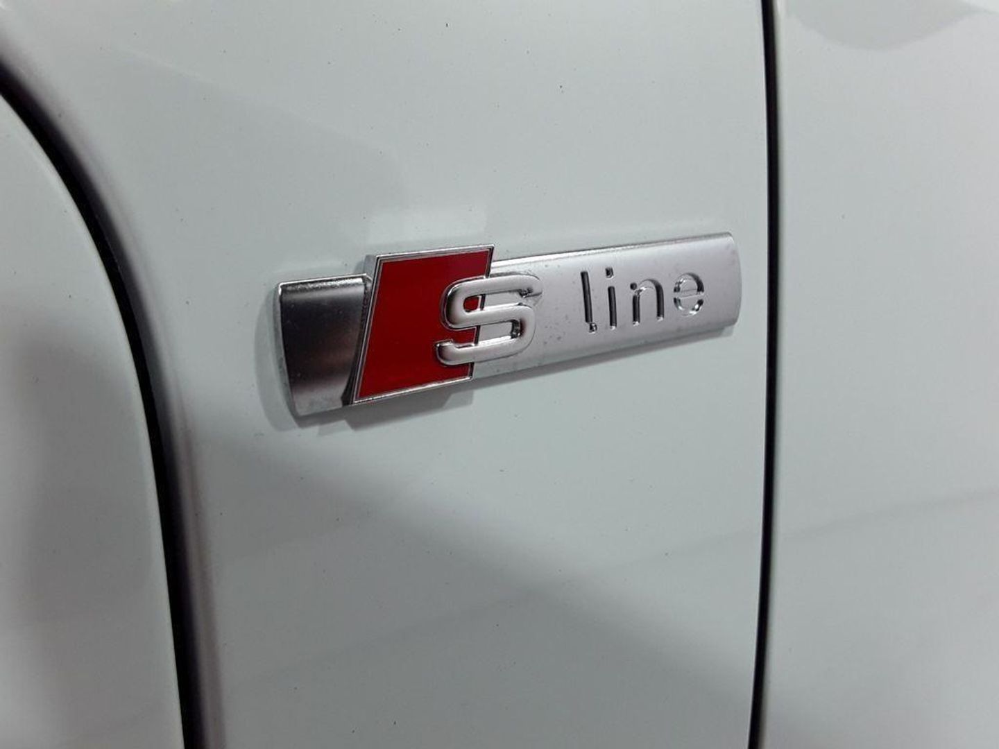 Audi Q3 TFSIe S line 45 TFSI e 180 kW (245 CV) S tronic