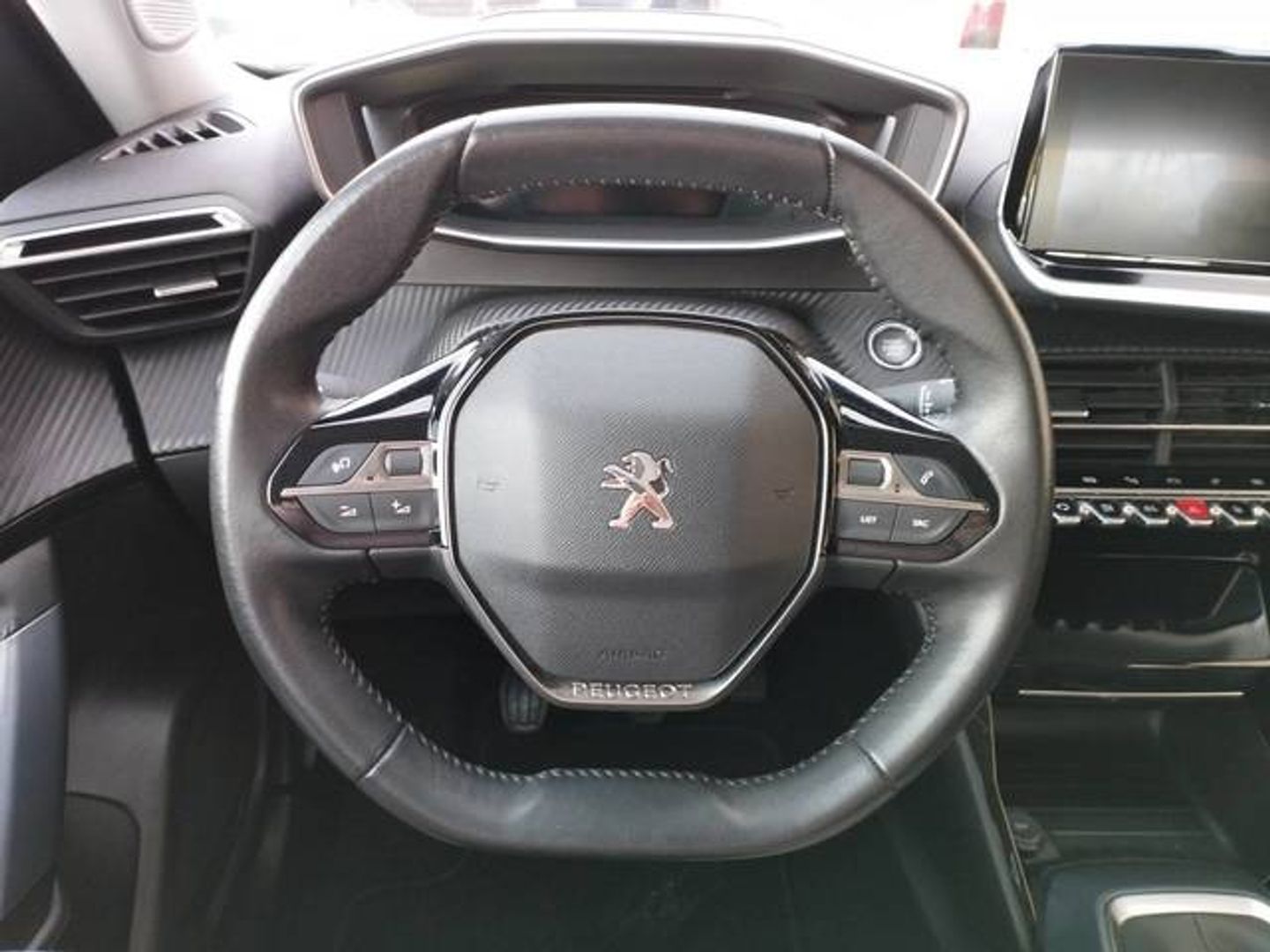 Peugeot 2008 BlueHDi 100 Allure