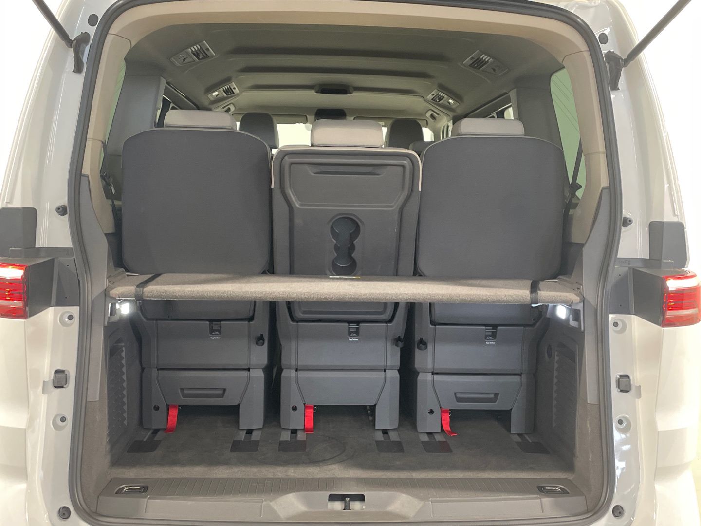 Volkswagen Multivan 1.4 TSI PHEV Batalla Corta 160 kW (218 CV) DSG