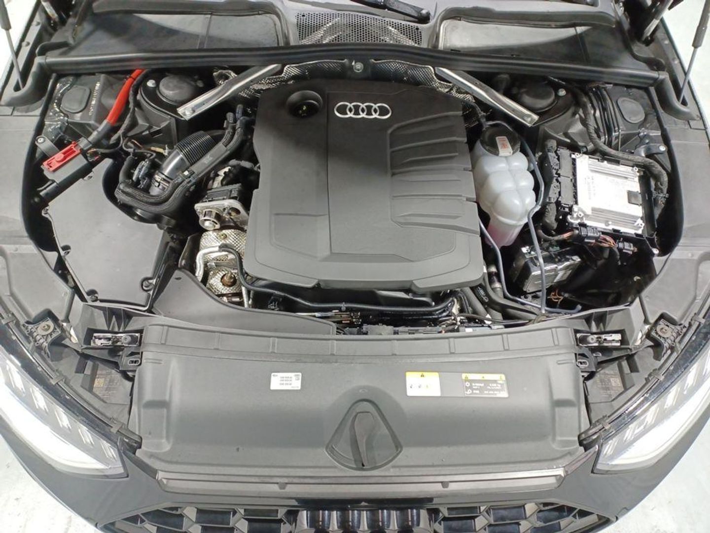 Audi A4 35 TDI Black line