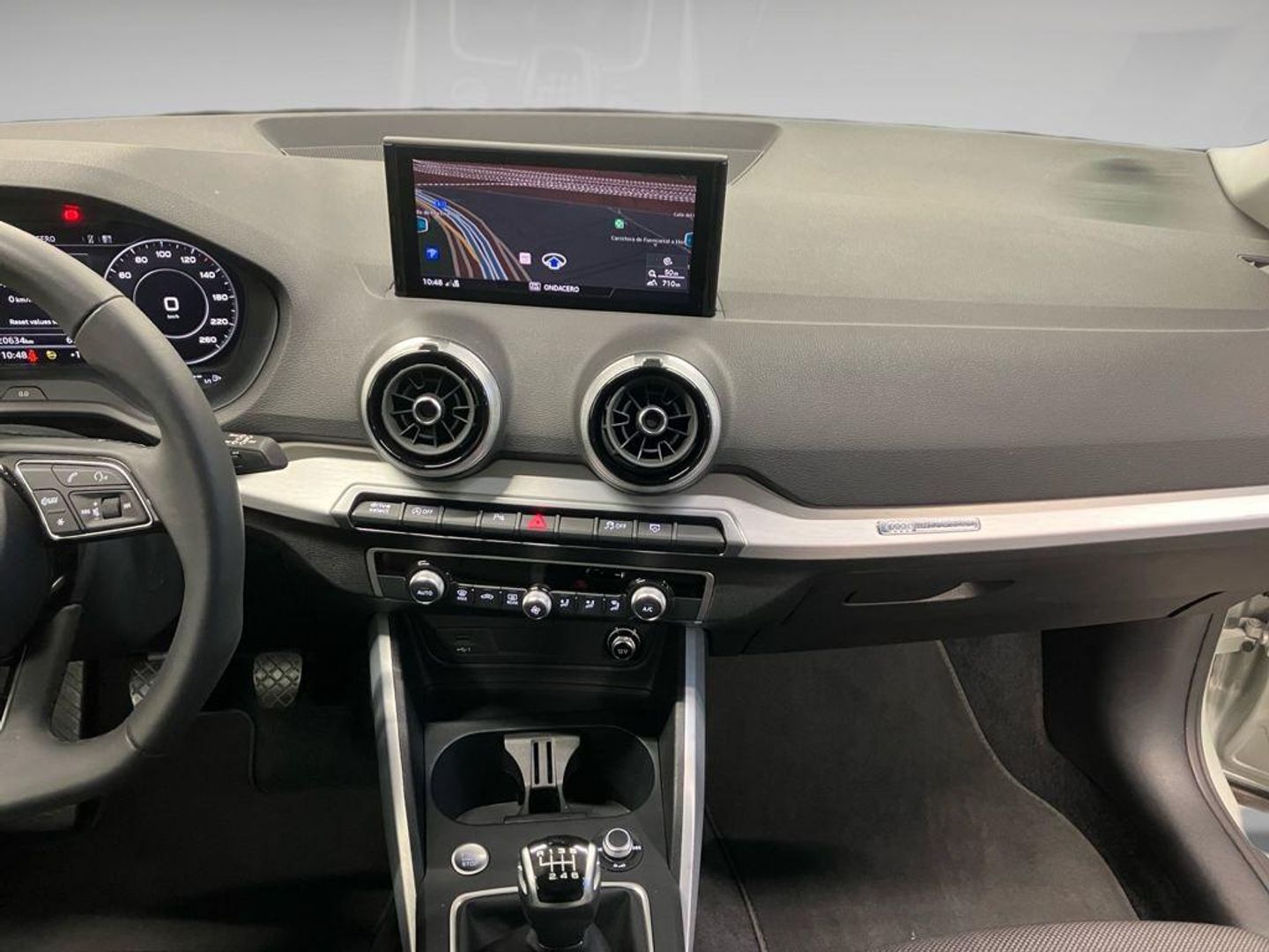 Audi Q2 30 TFSI S line