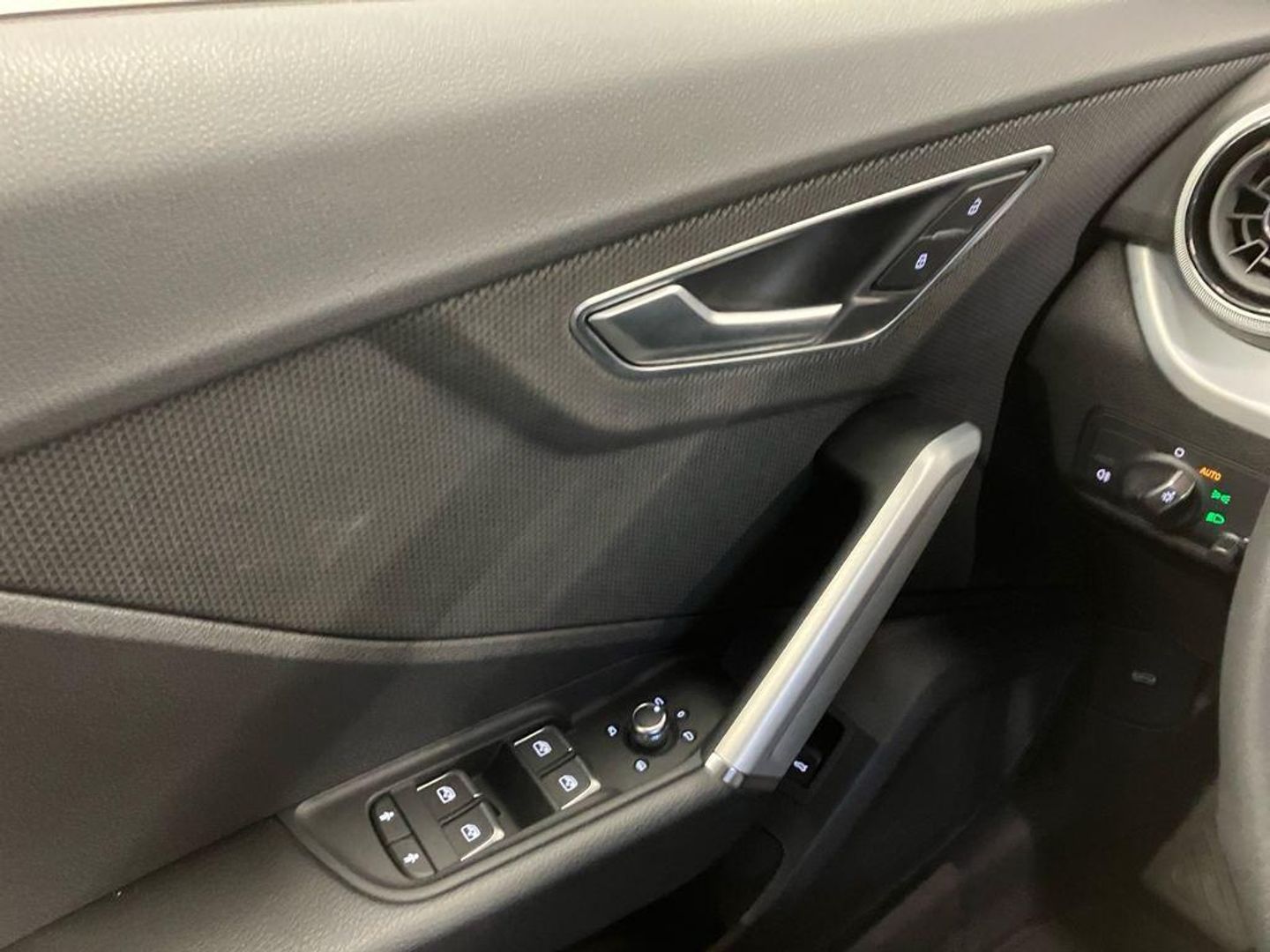 Audi Q2 30 TFSI S line