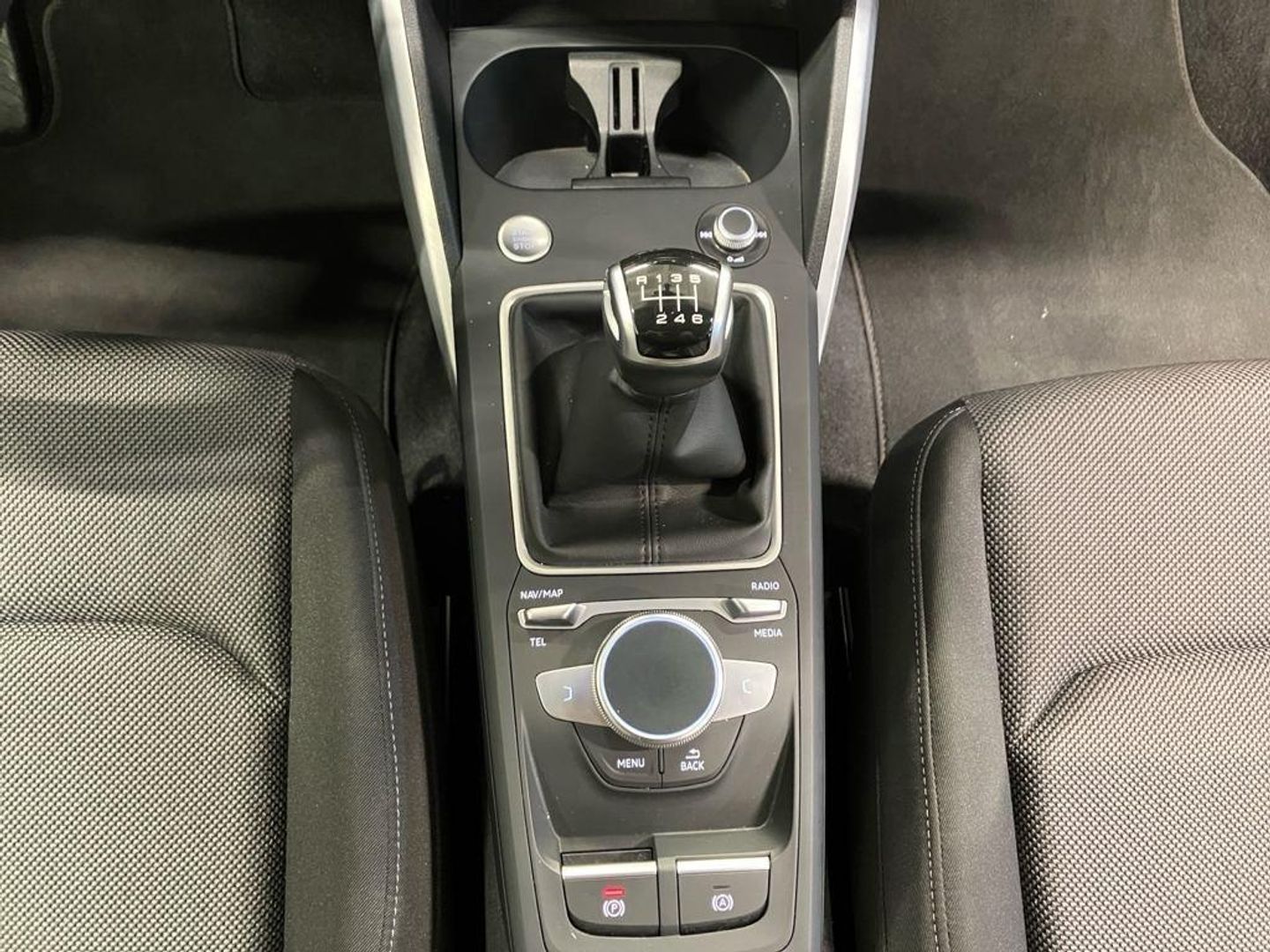 Audi Q2 30 TFSI S line